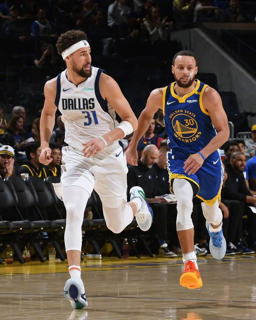 乐竞体育官方网-包含清晨突围战来临，达拉斯独行侠围绕NBA常规赛防线松动，态度坚定，高层口径保持一致的词条